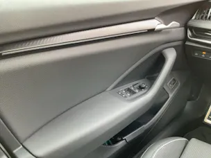 Škoda Superb Combi 2.0 TDi Sportline 4x4 DSG