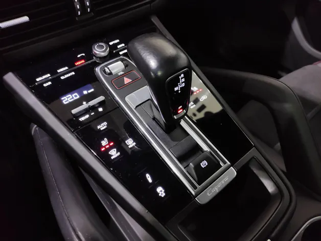 Porsche Cayenne Coupé 4.0 V8 GTS