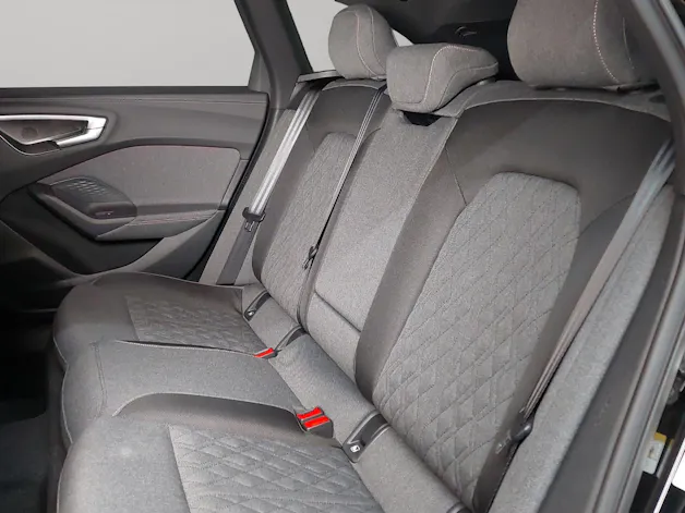Audi A5 Avant TDI quattro 150 kW Attraction S tronic