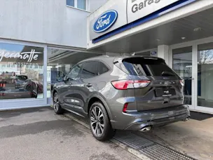 Ford Kuga 2.5 FHEV ST-Line X 4WD