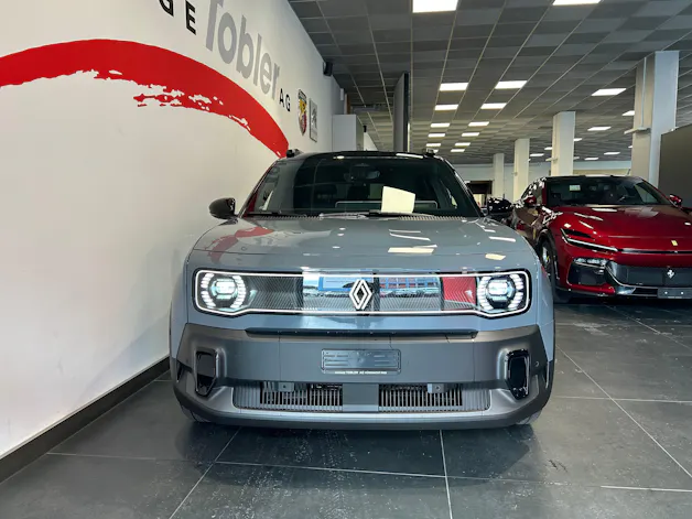 Renault R4 E-Tech Comfort Range 52 kWh Iconic