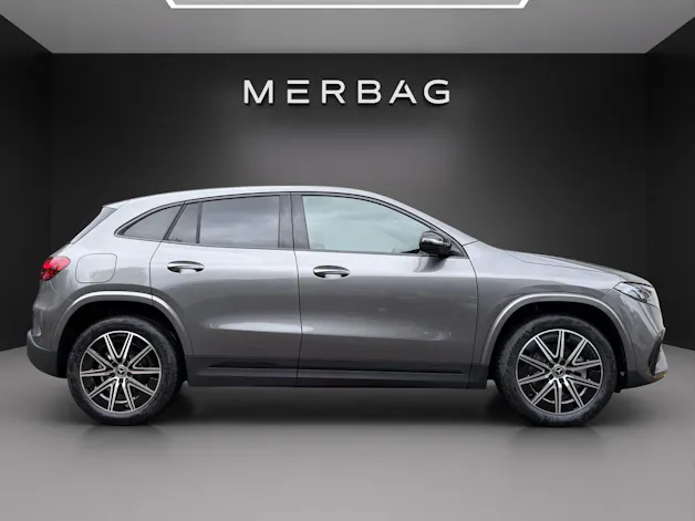 Mercedes-Benz EQA 300 66,5kWh 4Matic Swiss Star