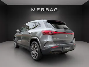 Mercedes-Benz EQA 300 66,5kWh 4Matic Swiss Star