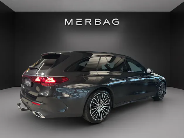 Mercedes-Benz E 220 d T 4M 9G-Tronic