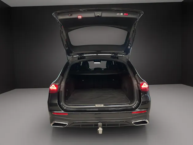 Mercedes-Benz E 220 d T 4M 9G-Tronic