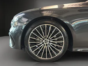 Mercedes-Benz E 220 d T 4M 9G-Tronic