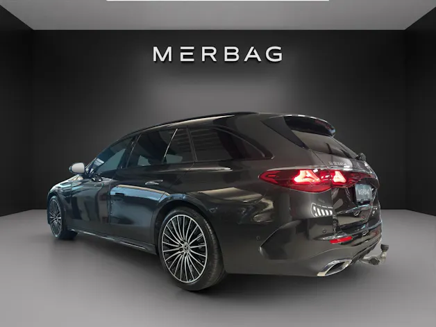 Mercedes-Benz E 220 d T 4M 9G-Tronic