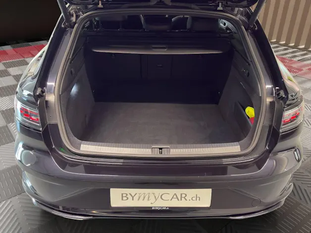VW Arteon SB 2.0 TSI R 4Motion DSG