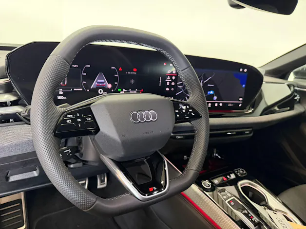 Audi A6 Avant TDI quattro S-Tronic S-Line