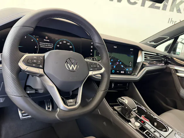 VW Touareg 3.0 TDI R-Line Tiptronic