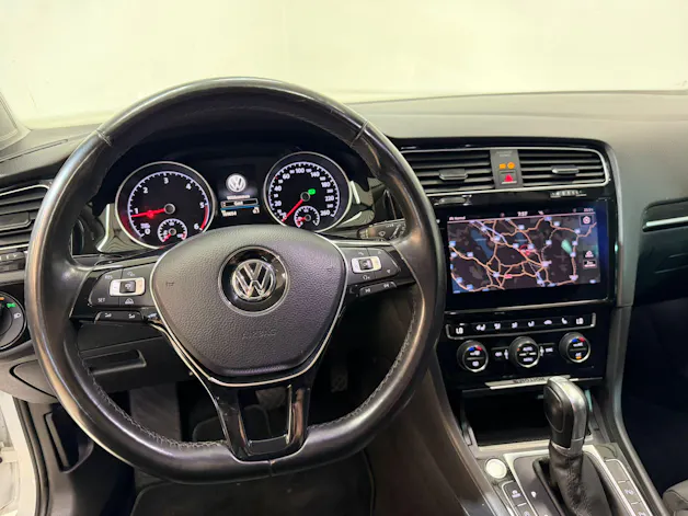 VW Golf 2.0 TDI Highline 4Motion DSG