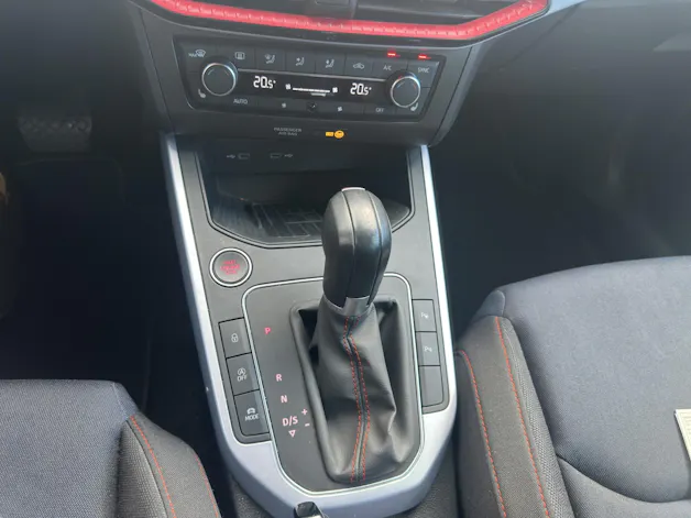 SEAT Arona 1.5 Eco TSI Hola FR DSG