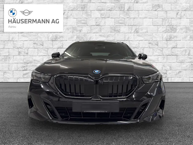 BMW 530e xDrive Touring M Sport Steptronic