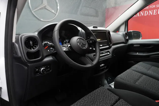Mercedes-Benz Vito 114 KA PRO 3200mm L WORKER