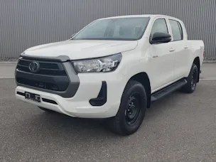 Toyota Hilux 2.8d Comfort Double Cab 4x4 avec crochet d'attelage fixe 3'500 kg (DTC Emil Frey)
