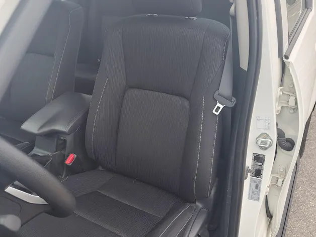 Toyota Hilux 2.8d Comfort Double Cab 4x4 avec crochet d'attelage fixe 3'500 kg (DTC Emil Frey)