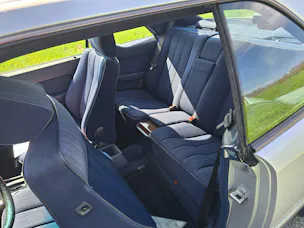 Mercedes-Benz 230