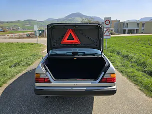 Mercedes-Benz 230