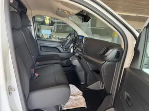 Peugeot Expert 2.2 BlueHDi 150 S&S Long EAT8