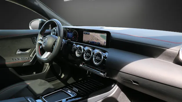 Mercedes-Benz CLA SB 180 7G-DCT