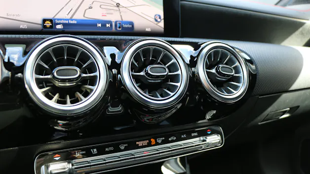 Mercedes-Benz CLA SB 180 7G-DCT