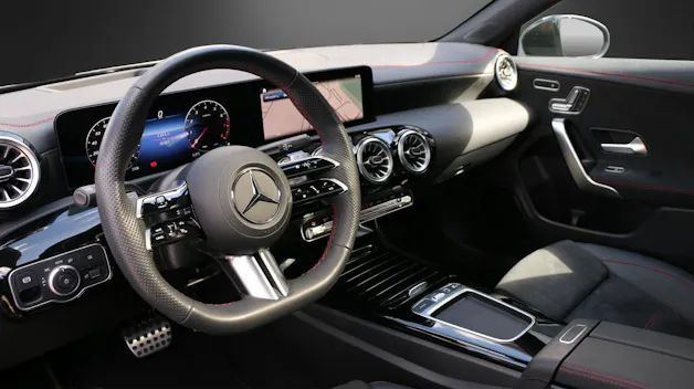Mercedes-Benz CLA SB 180 7G-DCT