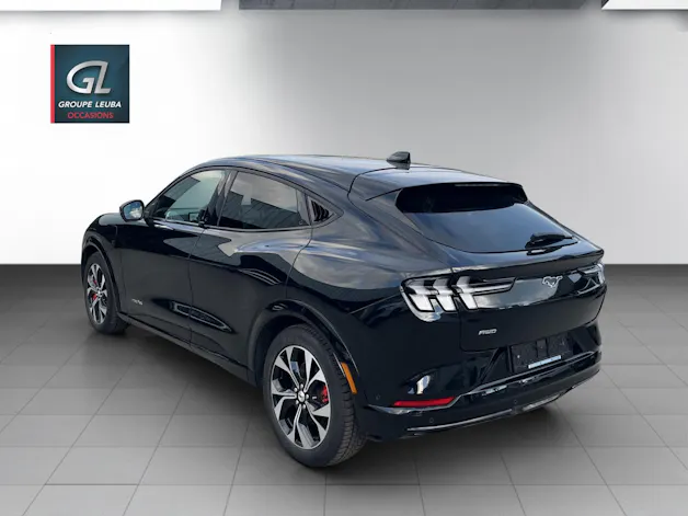 Ford Mustang MACH-E AWD 72.6 kWh