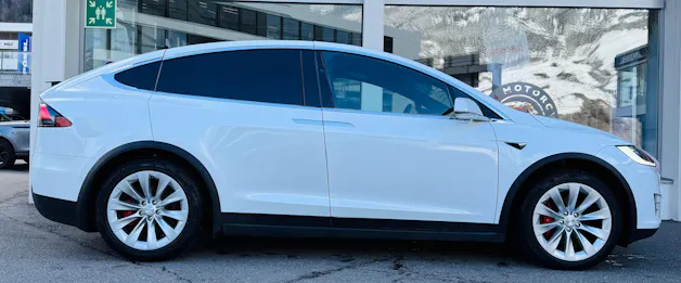 Tesla Model X Performance Ludicrous