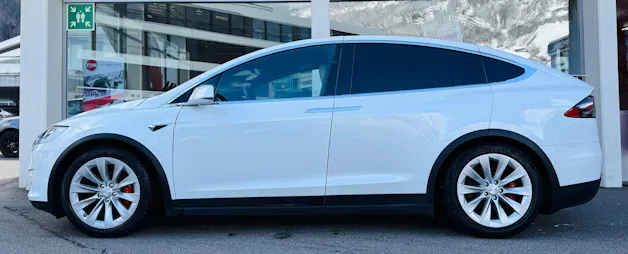 Tesla Model X Performance Ludicrous