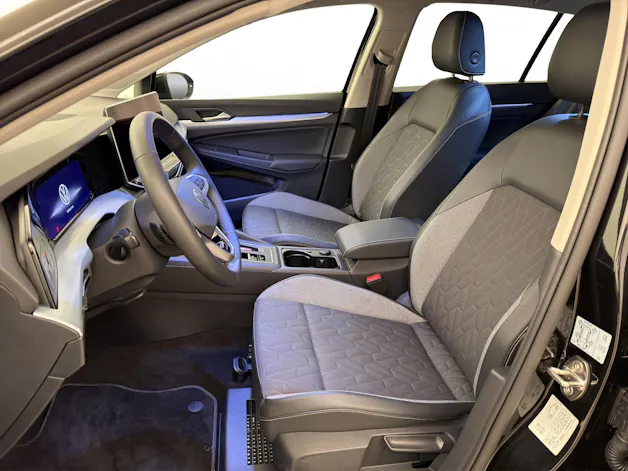 VW Golf 8 1.5 eTSI Goal DSG