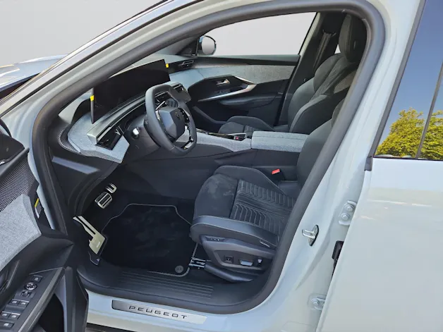 Peugeot 3008 NEW 73kWh GT