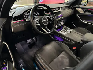 Jaguar F-Pace 2.0 PHEV 404 R-Dynamic SE AWD