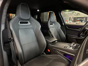Jaguar F-Pace 2.0 PHEV 404 R-Dynamic SE AWD