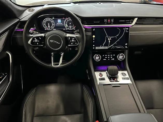 Jaguar F-Pace 2.0 PHEV 404 R-Dynamic SE AWD