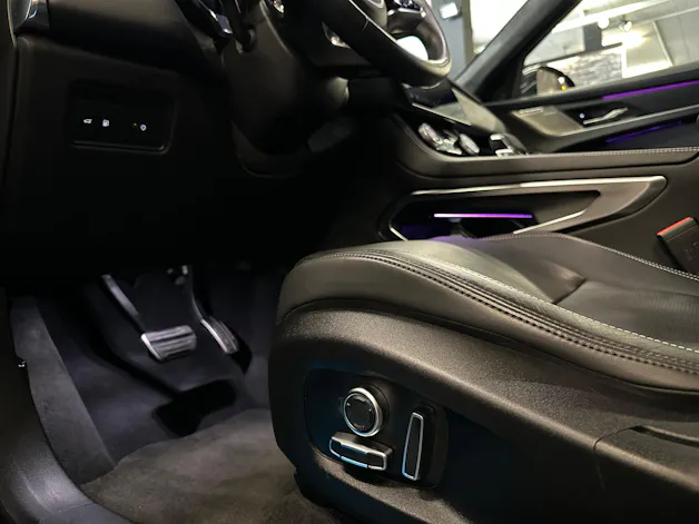 Jaguar F-Pace 2.0 PHEV 404 R-Dynamic SE AWD