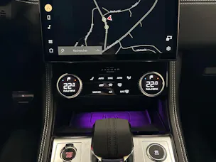 Jaguar F-Pace 2.0 PHEV 404 R-Dynamic SE AWD