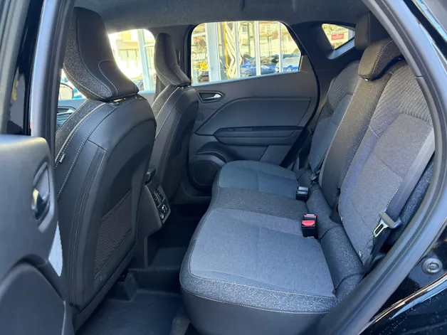 Renault Captur 1.8 E-Techno 160