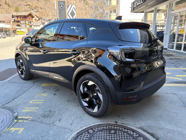 Renault Captur 1.8 E-Techno 160