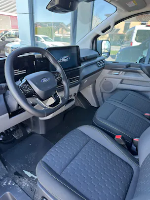 Ford Transit Custom Van 320 L1 2.0 EcoBl Limited/170CV/Aut.