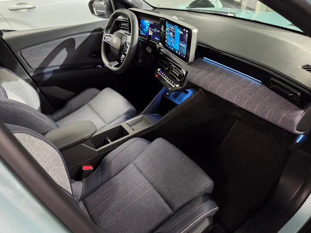 Renault R4 E-Tech Comfort Range techno