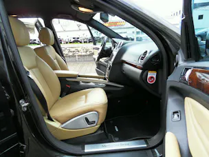 Mercedes-Benz ML 300 CDI Grand Edition 4Matic 7G-Tronic