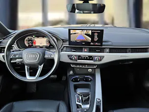 Audi A5 Coupé 40 TDI Design quattro S-tronic Mythosschwarz Metallic