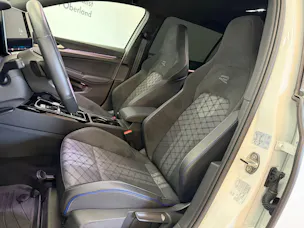 VW Golf Variant 1.5 eTSI mHEV R-Line