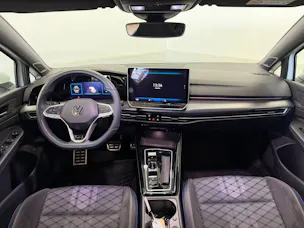 VW Golf Variant 1.5 eTSI mHEV R-Line