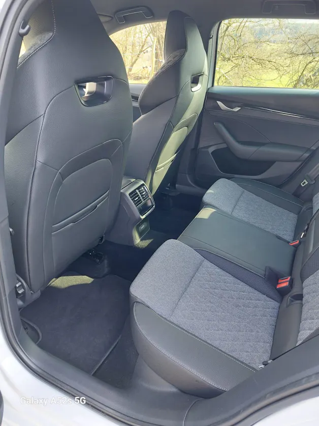Škoda Octavia Combi 1.5 TSI mHEV DSG Sport Line