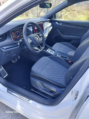 Škoda Octavia Combi 1.5 TSI mHEV DSG Sport Line