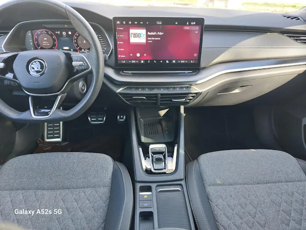 Škoda Octavia Combi 1.5 TSI mHEV DSG Sport Line