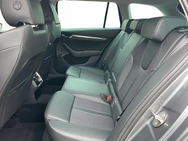 Škoda Octavia Combi 2.0 TDI DSG Style 4x4