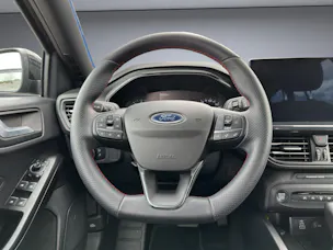 Ford Focus Station Wagon 1.0i EcoB Hybrid 155 ST-Line