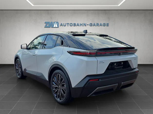 Toyota C-HR+ Premium AWD
